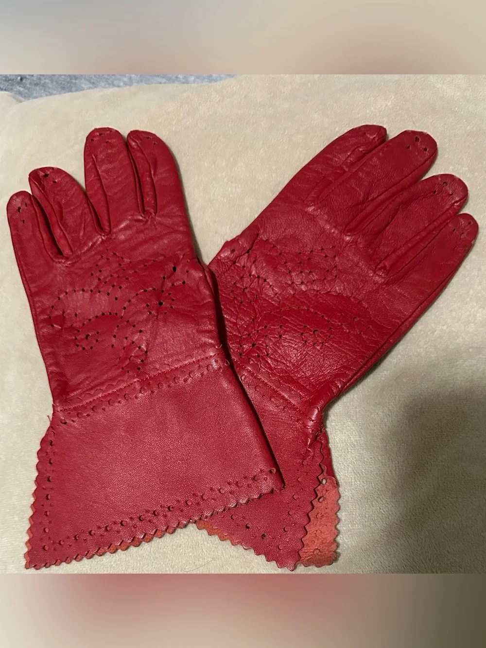 Women’s Vintage Red Leather Gloves Scalloped Edges and Perforated Dot Pattern